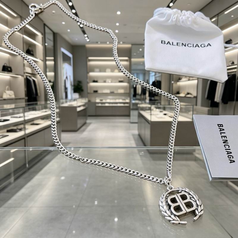 Balenciaga Necklace 06yxs39